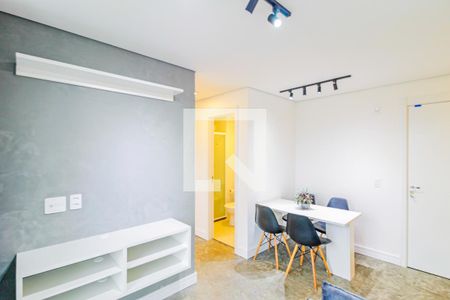 Sala de apartamento para alugar com 2 quartos, 41m² em Santo Amaro, São Paulo