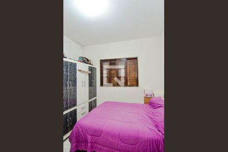 Casa à venda com 360m², 4 quartos e 3 vagas Casa à venda com 360m², 4 quartos e 3 vagasQuarto 1