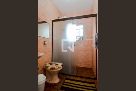 Casa à venda com 360m², 4 quartos e 3 vagas Casa à venda com 360m², 4 quartos e 3 vagasBanheiro Social