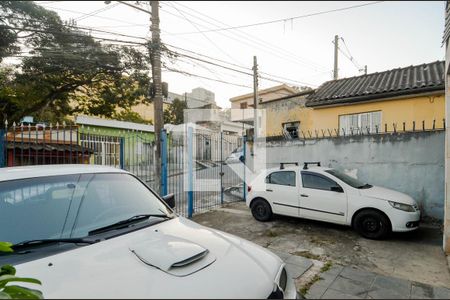Casa à venda com 360m², 4 quartos e 3 vagas Casa à venda com 360m², 4 quartos e 3 vagasGaragem