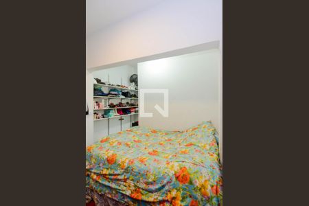 Casa à venda com 360m², 4 quartos e 3 vagas Casa à venda com 360m², 4 quartos e 3 vagasQuarto 4 - Suíte