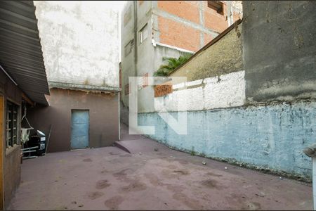 Casa à venda com 360m², 4 quartos e 3 vagas Casa à venda com 360m², 4 quartos e 3 vagasQuintal