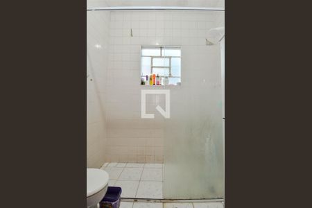 Casa à venda com 360m², 4 quartos e 3 vagas Casa à venda com 360m², 4 quartos e 3 vagasBanheiro do Quarto 2