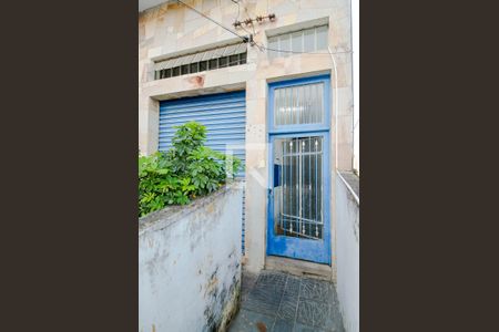 Casa à venda com 360m², 4 quartos e 3 vagas Casa à venda com 360m², 4 quartos e 3 vagasEntrada Social