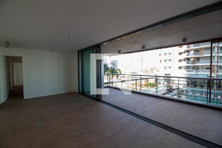 Sala de apartamento à venda com 3 quartos, 167m² em Jardim das Acácias, São Paulo