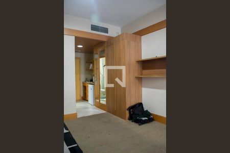 Studio de kitnet/studio para alugar com 1 quarto, 35m² em Carandiru, São Paulo