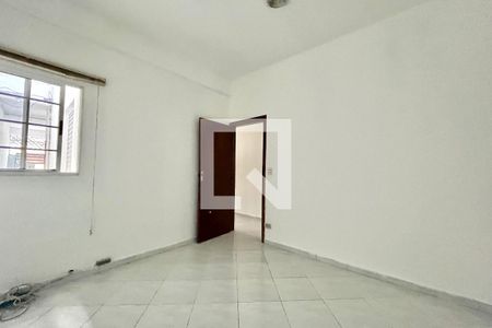 Quarto 1 de casa para alugar com 2 quartos, 100m² em Vila Mira, São Paulo