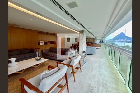 Sala de apartamento à venda com 2 quartos, 260m² em Lagoa, Rio de Janeiro