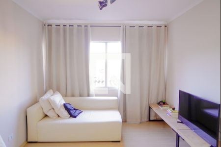 Sala de TV de apartamento para alugar com 3 quartos, 90m² em Vila Monumento, São Paulo