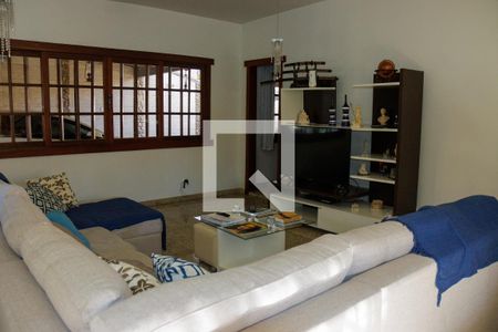 Sala de casa à venda com 6 quartos, 539m² em Itaipu, Niterói