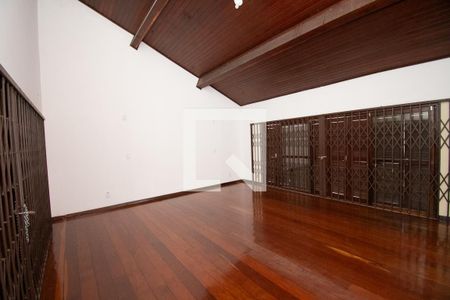 sala de casa para alugar com 4 quartos, 670m² em Padre Reus, São Leopoldo