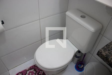 Banheiro de casa de condomínio à venda com 2 quartos, 74m² em Itaquera, São Paulo