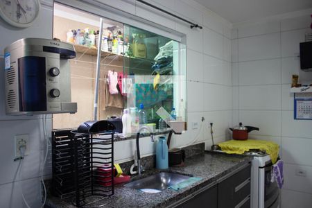 Cozinha de casa de condomínio à venda com 2 quartos, 74m² em Itaquera, São Paulo