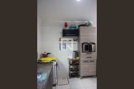 Cozinha de casa de condomínio à venda com 2 quartos, 74m² em Itaquera, São Paulo