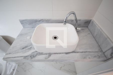 Casa de condomínio à venda com 67m², 2 quartos e 1 vaga Casa de condomínio à venda com 67m², 2 quartos e 1 vagaBanheiro