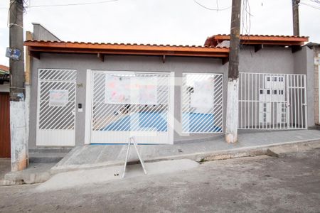 Casa de condomínio à venda com 67m², 2 quartos e 1 vaga Casa de condomínio à venda com 67m², 2 quartos e 1 vagaFachada