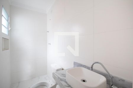 Casa de condomínio à venda com 67m², 2 quartos e 1 vaga Casa de condomínio à venda com 67m², 2 quartos e 1 vagaBanheiro