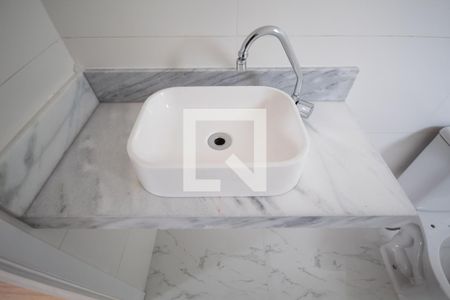 Casa de condomínio à venda com 67m², 2 quartos e 1 vaga Casa de condomínio à venda com 67m², 2 quartos e 1 vagaBanheiro