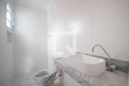 Casa de condomínio à venda com 67m², 2 quartos e 1 vaga Casa de condomínio à venda com 67m², 2 quartos e 1 vagaBanheiro