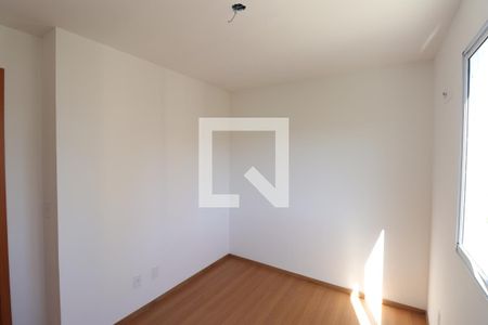 Quarto 1 de apartamento para alugar com 2 quartos, 60m² em Colubandê, São Gonçalo