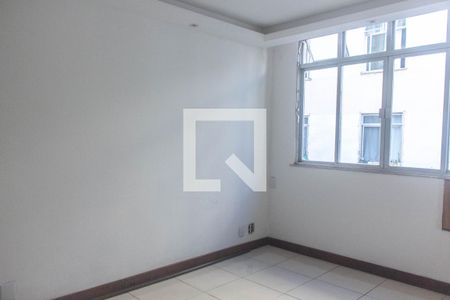 Apartamento à venda com 70m², 2 quartos e sem vagaSala