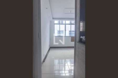 Apartamento à venda com 70m², 2 quartos e sem vagaSala