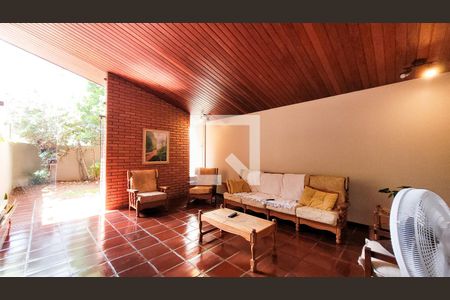 Sala de casa à venda com 4 quartos, 242m² em Jardim Brasil, Campinas