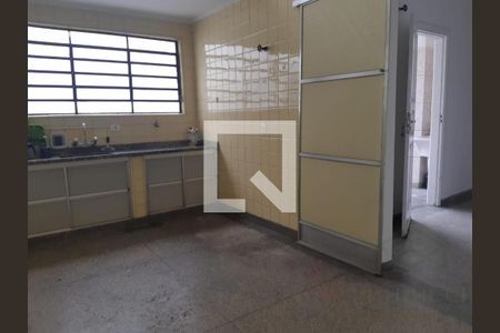 Casa à venda com 3 quartos, 141m² em Taquaral, Campinas
