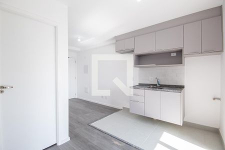 
Sala/Cozinha
  de apartamento à venda com 2 quartos, 42m² em Presidente Altino, Osasco