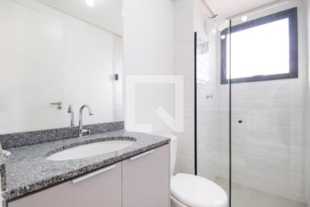 Banheiro de apartamento para alugar com 2 quartos, 42m² em Presidente Altino, Osasco