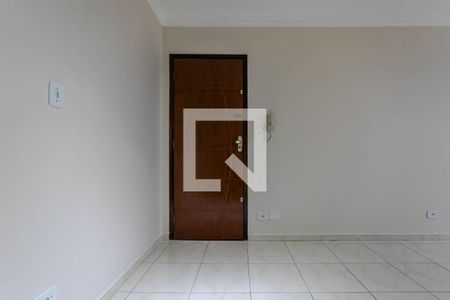 Sala de apartamento para alugar com 2 quartos, 60m² em Vila Lavínia, Mogi das Cruzes