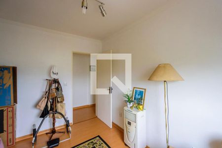 Quarto 2 de apartamento para alugar com 2 quartos, 57m² em Cristal, Porto Alegre