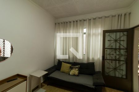 Sala de casa à venda com 3 quartos, 145m² em Vila Araguaia, São Paulo