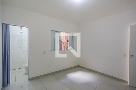 Sala / Quarto de casa para alugar com 1 quarto, 28m² em Jardim Taboão, São Paulo