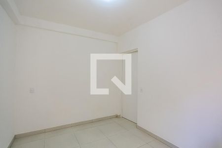 Cozinha de casa para alugar com 1 quarto, 28m² em Jardim Taboão, São Paulo