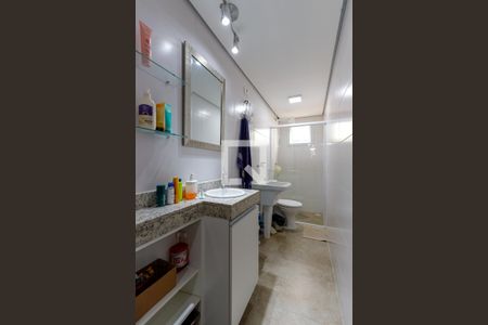 Banheiro de kitnet/studio à venda com 1 quarto, 25m² em Vila Leonor, São Paulo
