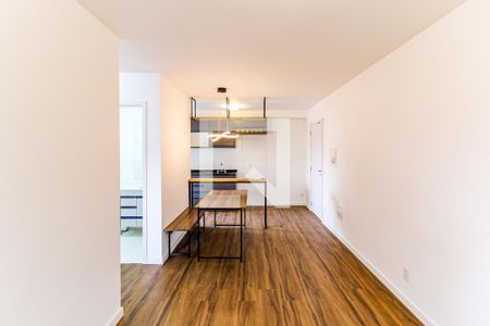 Sala de apartamento para alugar com 2 quartos, 66m² em Santo Amaro, São Paulo