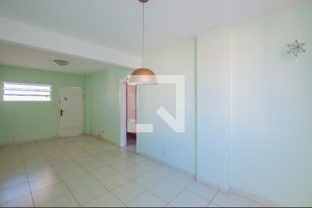 Apartamento à venda com 45m², 1 quarto e 1 vagaSala