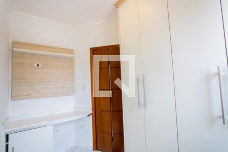 Quarto 2 de apartamento para alugar com 2 quartos, 76m² em Vila Linda, Santo André