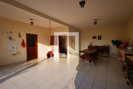 Casa à venda com 346m², 3 quartos e 4 vagas Casa à venda com 346m², 3 quartos e 4 vagasChurrasqueira