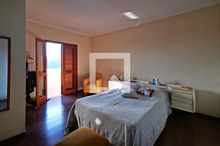 Casa à venda com 346m², 3 quartos e 4 vagas Casa à venda com 346m², 3 quartos e 4 vagasSuíte