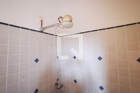 Casa à venda com 346m², 3 quartos e 4 vagas Casa à venda com 346m², 3 quartos e 4 vagasChurrasqueira - Banheiro