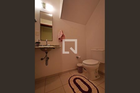 Casa à venda com 346m², 3 quartos e 4 vagas Casa à venda com 346m², 3 quartos e 4 vagasLavabo