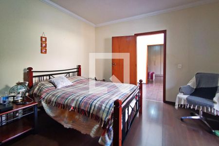 Casa à venda com 346m², 3 quartos e 4 vagas Casa à venda com 346m², 3 quartos e 4 vagasQuarto 2