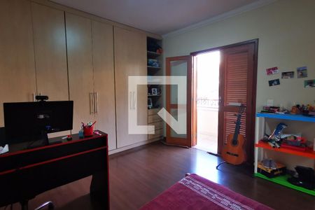 Casa à venda com 346m², 3 quartos e 4 vagas Casa à venda com 346m², 3 quartos e 4 vagasQuarto 1