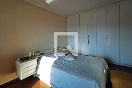 Casa à venda com 346m², 3 quartos e 4 vagas Casa à venda com 346m², 3 quartos e 4 vagasSuíte