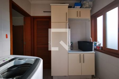Casa à venda com 346m², 3 quartos e 4 vagas Casa à venda com 346m², 3 quartos e 4 vagasÁrea de Serviço