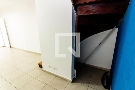 Sala de casa para alugar com 2 quartos, 70m² em Caxingui, São Paulo