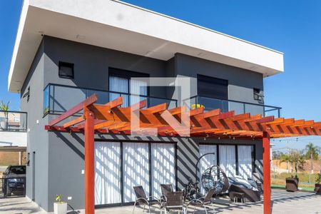 Casa para alugar com 250m², 3 quartos e 6 vagas Casa para alugar com 250m², 3 quartos e 6 vagasÁrea externa