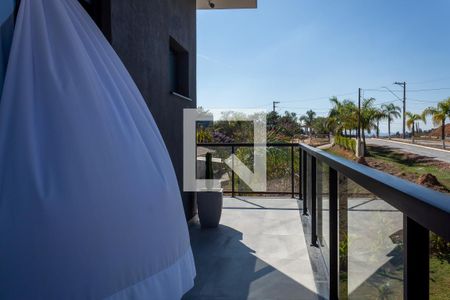 Casa para alugar com 250m², 3 quartos e 6 vagas Casa para alugar com 250m², 3 quartos e 6 vagasVaranda